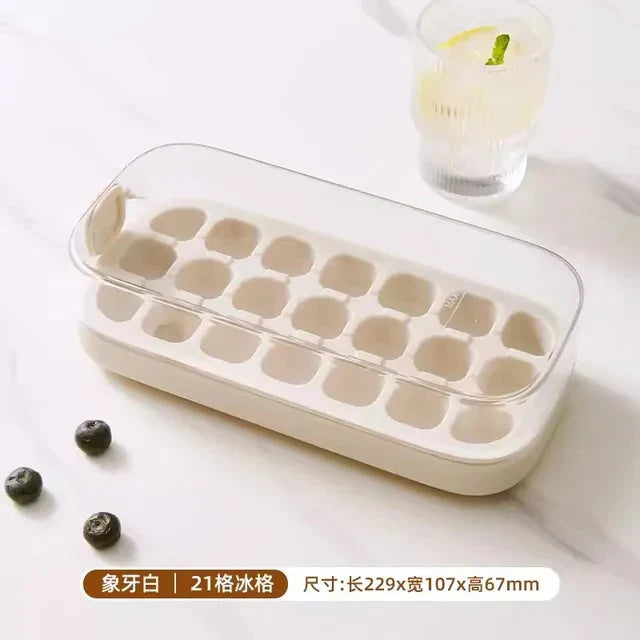 21Grid Silicone Ice Cube Mould with Lid Soft Bottom Ice Cube Mold Square Fruit Ice Cube Maker Tray Kitchen Accessories